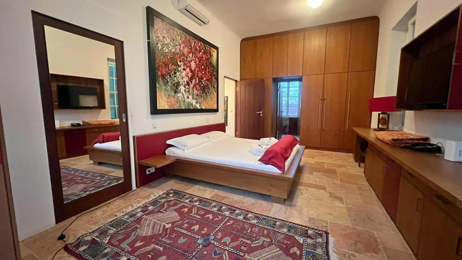 Villa Royal Domain, Entire, Bnbrickeys Menton 0*,  France